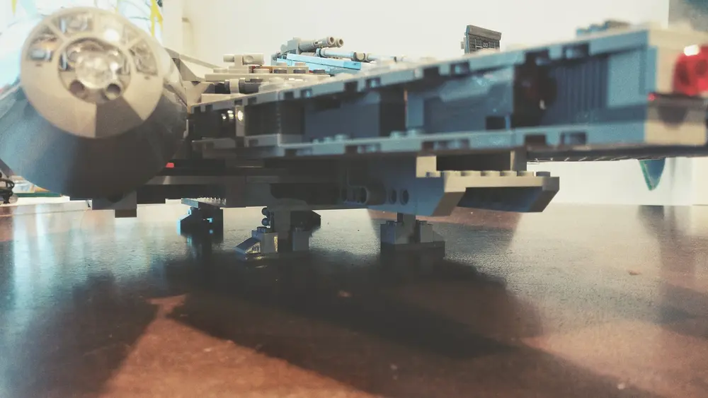 falcon-4